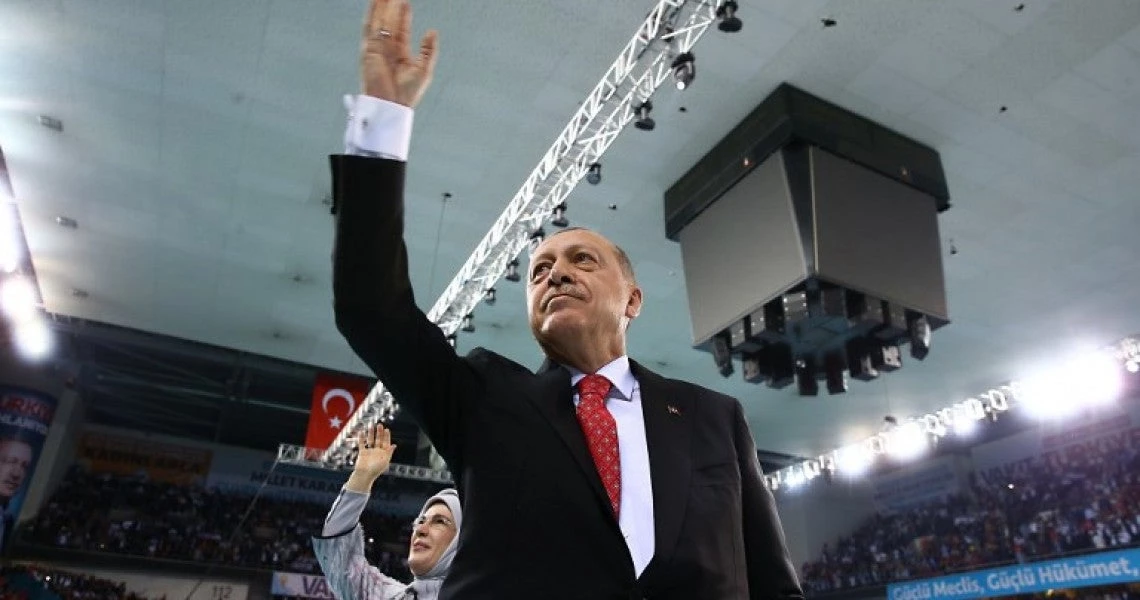 Το CNBC αποδομεί τον Σουλτάνο – Τον καρφώνει για την κατάρρευση της λίρας